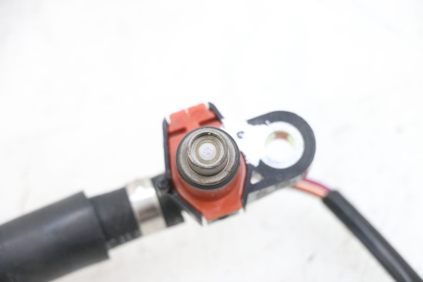 photo de INJETOR YAMAHA X-MAX XMAX 125 (2010 - 2013) - Zoom do estado de desgaste