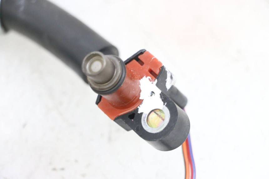 photo de INJETOR YAMAHA X-MAX XMAX 125 (2010 - 2013) - Outro ângulo de visão