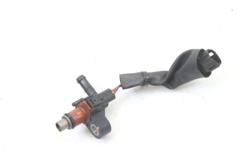 photo de INJETOR YAMAHA XMAX X-MAX 125 (2006 - 2009) - Outro ângulo de visão