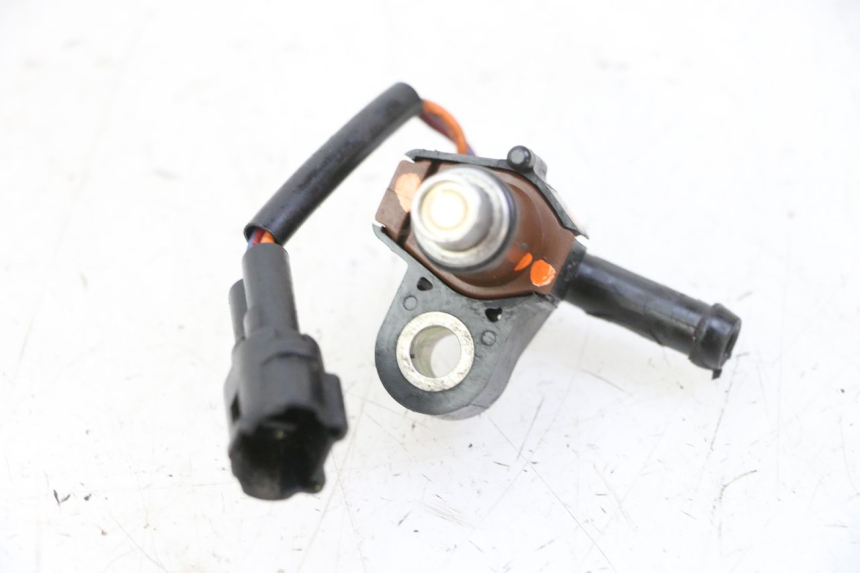 photo de INJETOR YAMAHA X-MAX XMAX 250 (2006 - 2009) - Outro ângulo de visão