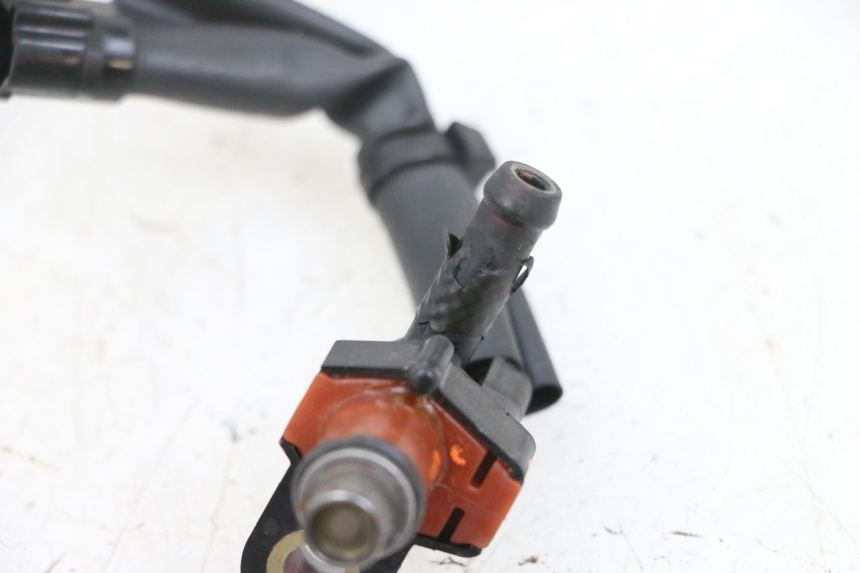 photo de INJETOR YAMAHA XMAX X-MAX 125 (2006 - 2009) - Peça verificada