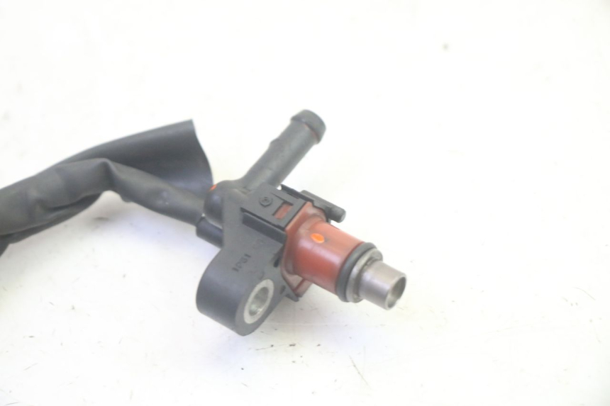 photo de INJETOR YAMAHA XMAX X-MAX 125 (2006 - 2009) - Zoom do estado de desgaste