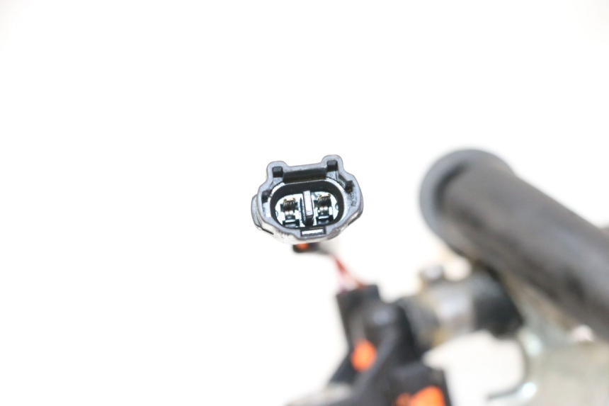 photo de INJETOR YAMAHA X-MAX XMAX 125 (2010 - 2013) - Outro ângulo de visão