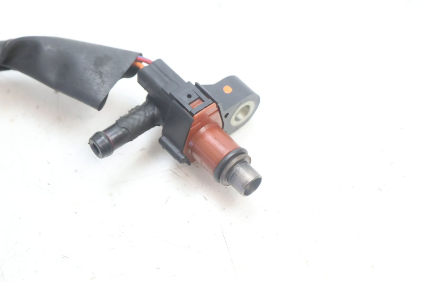 photo de INJETOR YAMAHA XMAX X-MAX 125 (2006 - 2009) - Detalhe da peça