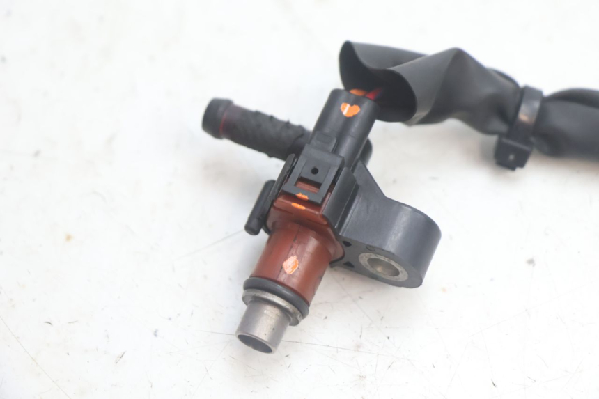 photo de INJETOR YAMAHA XMAX X-MAX 125 (2006 - 2009) - Detalhe da peça