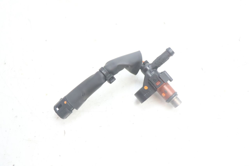 photo de INJETOR YAMAHA XMAX X-MAX 125 (2006 - 2009) - Outro ângulo de visão