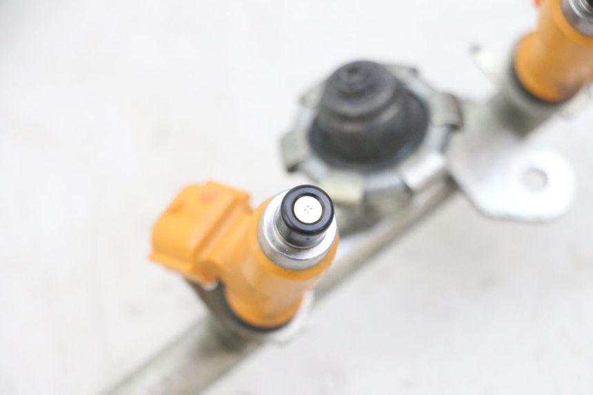 photo de INJETOR YAMAHA XJ6 ABS 600 (2008 - 2016) - Ampliação técnica