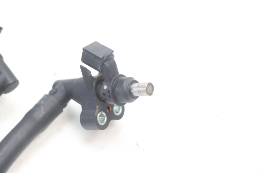 photo de INJETOR HONDA XLV VARADERO 125 (2007 - 2012) - Pontos de fixação