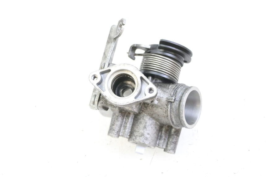 photo de INJEÇÃO BMW C1 125 (2000 - 2003) - Detalhe da peça