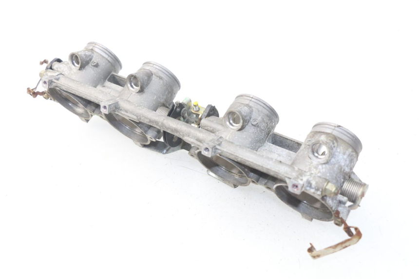 photo de INJEÇÃO MV AGUSTA BRUTALE R WALLY 910 (2008 - 2008) - Pontos de fixação