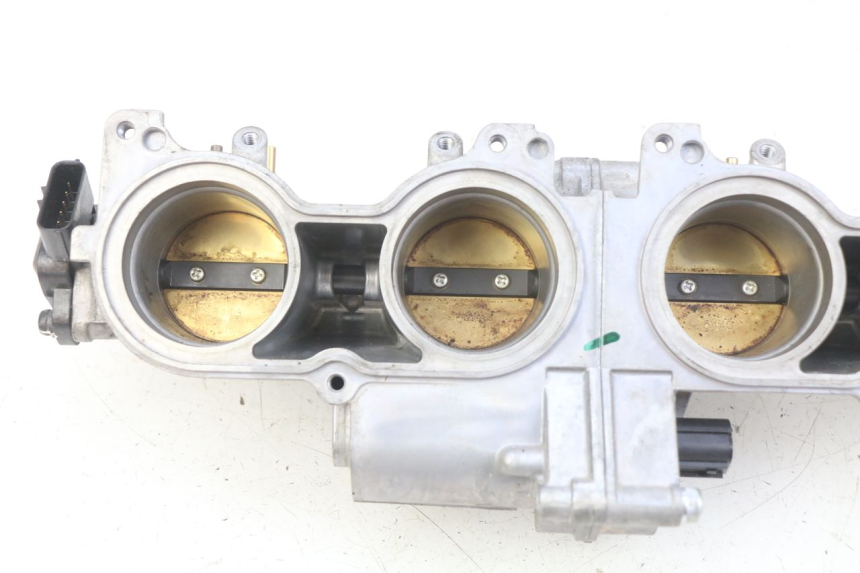 photo de INJEÇÃO HONDA CB R 1000 (2018 - 2023) - Estrutura - ampliação