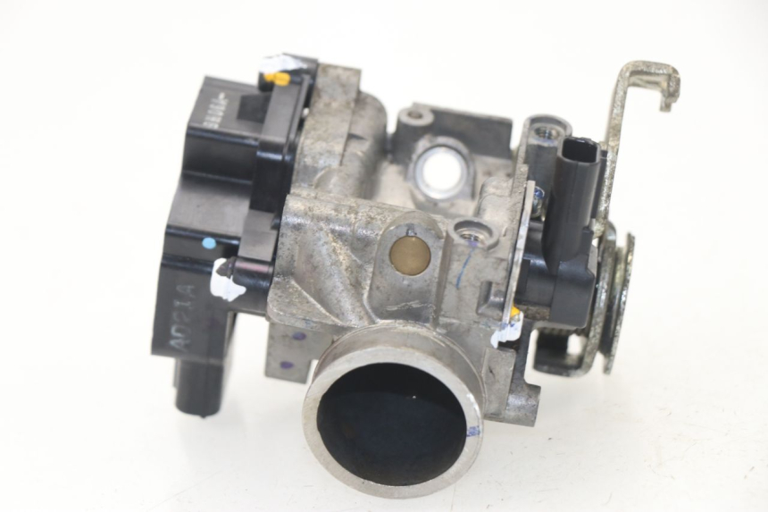 photo de INJEÇÃO HONDA CBF 125 (2009 - 2015) - Pontos de fixação