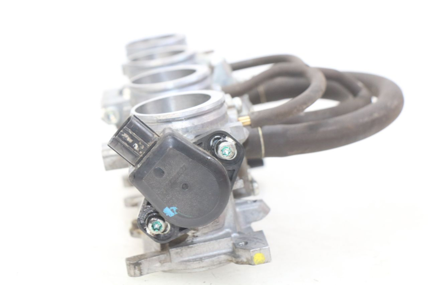 photo de INJEÇÃO HONDA CBRF CBR-F PC41 600 (2011 - 2013) - Zoom do estado de desgaste