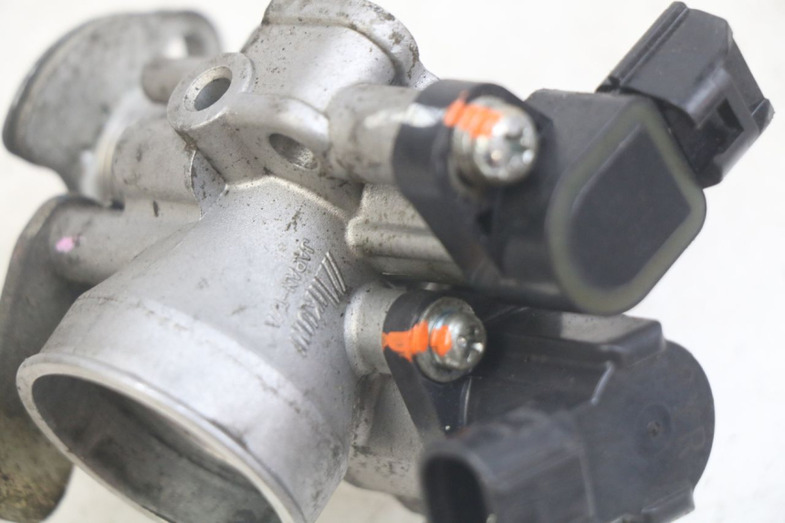 photo de INJEÇÃO PEUGEOT DJANGO 4T 50 (2014 - 2019) - Detalhe da peça