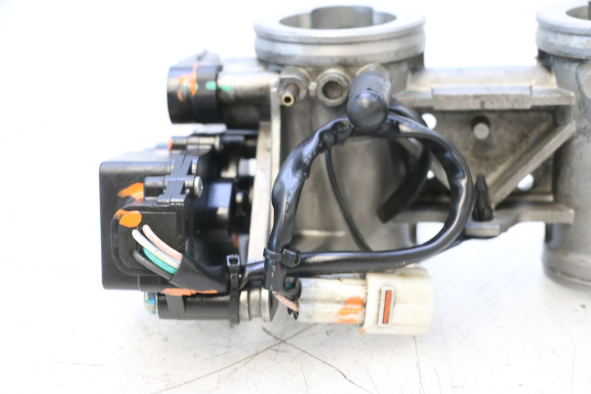 photo de INJEÇÃO KAWASAKI ER-6 ER6 F ABS 650 (2012 - 2016) - Ampliação dos componentes