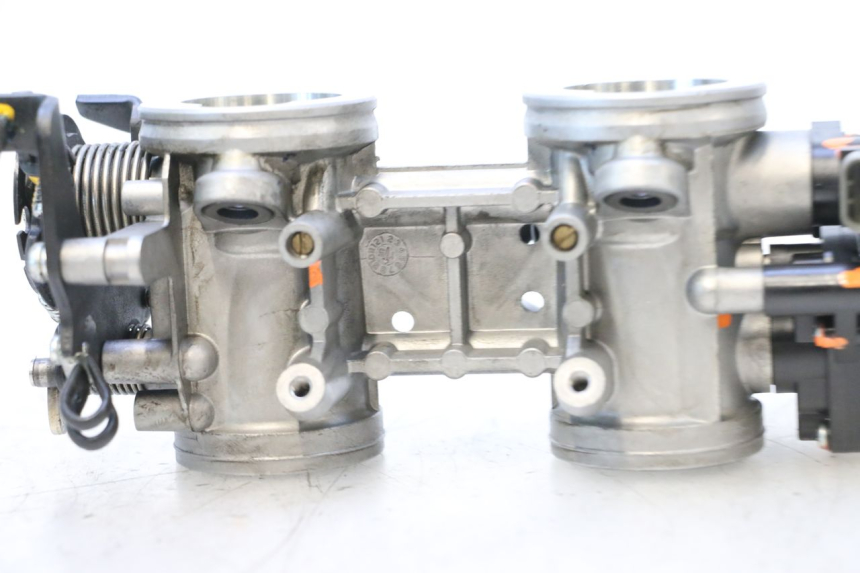 photo de INJEÇÃO KAWASAKI ER-6 ER6 F ABS 650 (2012 - 2016) - Peça verificada