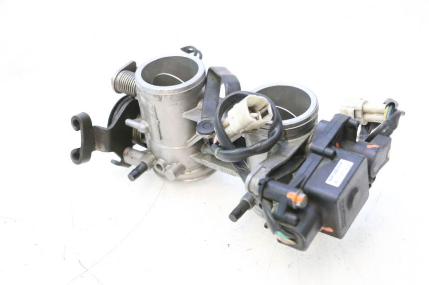 photo de INJEÇÃO KAWASAKI ER-6 ER6 N 650 (2005 - 2009) - Estado da superfície