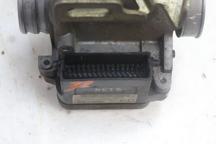 photo de INJEÇÃO HONDA FES PANTHEON 125 (2003 - 2007) - Pontos de fixação