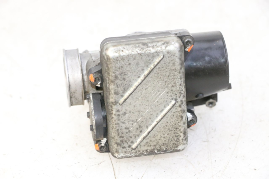 photo de INJEÇÃO HONDA FES S-WING SWING ABS 125 (2007 - 2015) - Estado da superfície