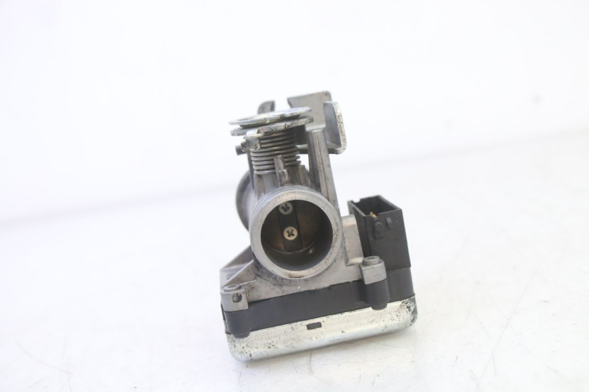 photo de INJEÇÃO HONDA FES S-WING SWING ABS 125 (2007 - 2015) - Detalhe da peça