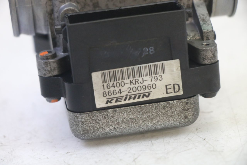 photo de INJEÇÃO HONDA FES S-WING SWING ABS 125 (2007 - 2015) - Outro ângulo de visão