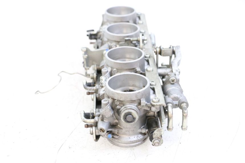 photo de INJEÇÃO YAMAHA FJR ABS 1300 (2006 - 2012) - Outro ângulo de visão