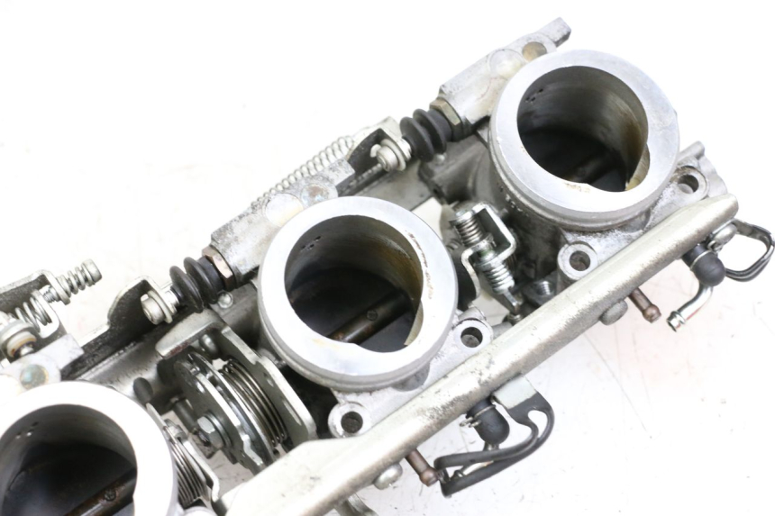 photo de INJEÇÃO YAMAHA FJR ABS 1300 (2006 - 2012) - Estado da superfície
