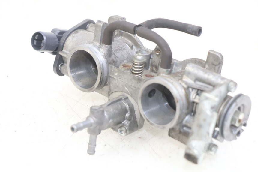 photo de INJEÇÃO HONDA FJS SILVERWING SILVER WING 400 (2009 - 2016) - Pontos de fixação