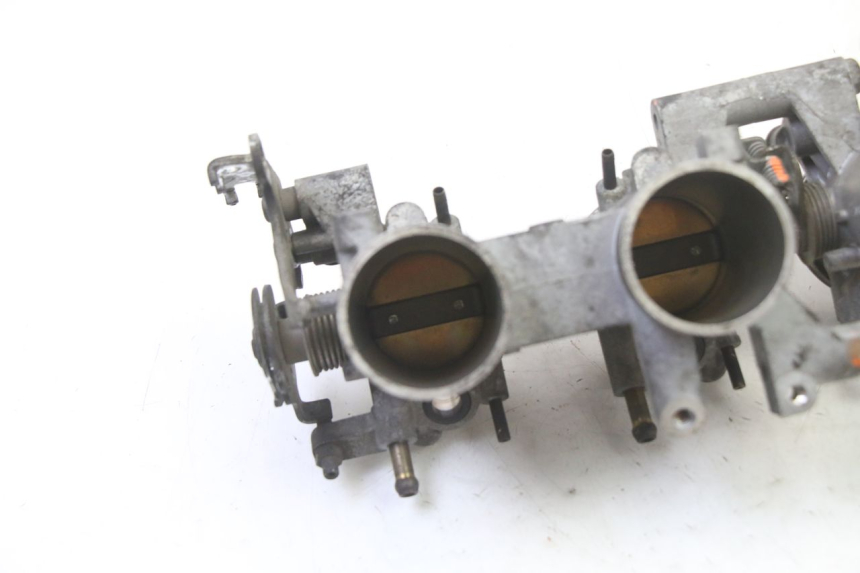 photo de INJEÇÃO YAMAHA FZ6 FAZER S2 600 (2007 - 2011) - Detalhe da peça