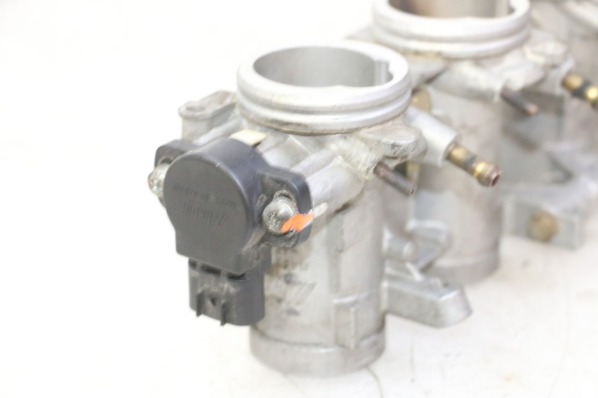 photo de INJEÇÃO YAMAHA FZ6 N FAZER 600 (2004 - 2006) - Zoom do estado de desgaste