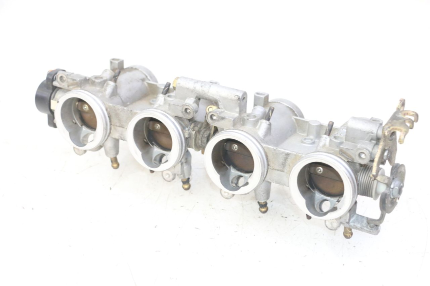 photo de INJEÇÃO YAMAHA FZ6 N FAZER 600 (2004 - 2006) - Pontos de fixação