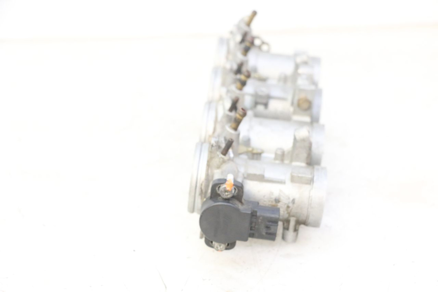 photo de INJEÇÃO YAMAHA FZ6 N FAZER 600 (2004 - 2006) - Marcações e referências