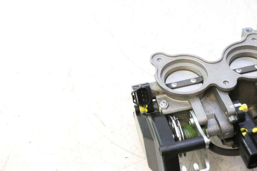 photo de INJEÇÃO YAMAHA FZ8 800 (2010 - 2016) - Marcações e referências