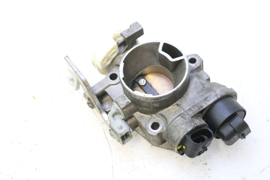 photo de INJEÇÃO GILERA GP 800 (2007 - 2013) - Pontos de fixação
