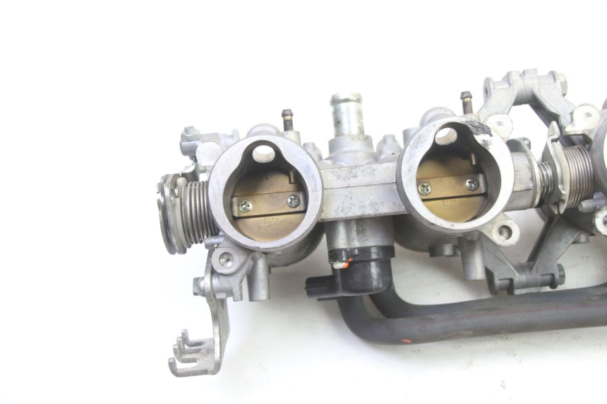 photo de INJEÇÃO SUZUKI GSR 750 (2011 - 2017) - Detalhe da peça