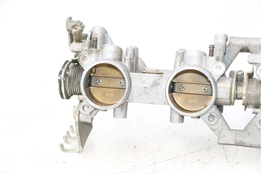 photo de INJEÇÃO SUZUKI GSR 600 (2005 - 2012) - Ampliação dos componentes