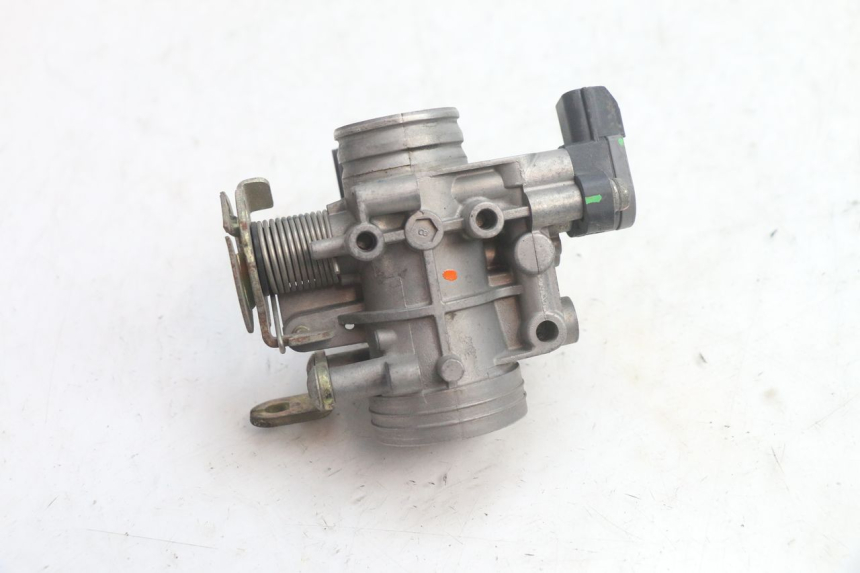 photo de INJEÇÃO SYM GTS EVO 125 (2009 - 2013) - Zoom do estado de desgaste