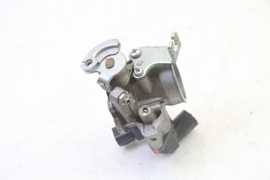 photo de INJEÇÃO PEUGEOT KISBEE 4T 50 (2018 - 2022) - Pontos de fixação