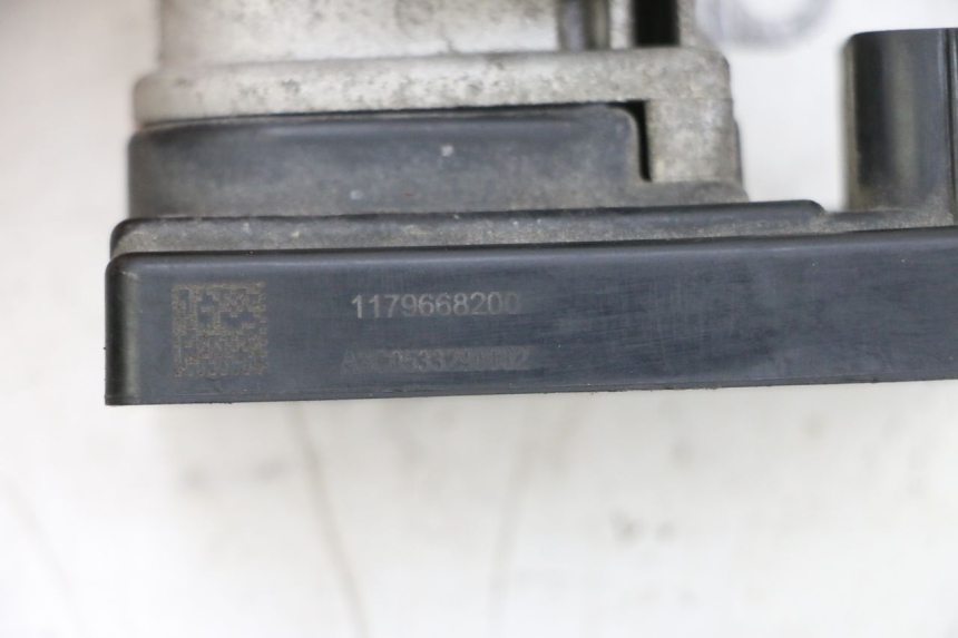 photo de INJEÇÃO PEUGEOT KISBEE 4T 50 (2018 - 2022) - Detalhe da peça