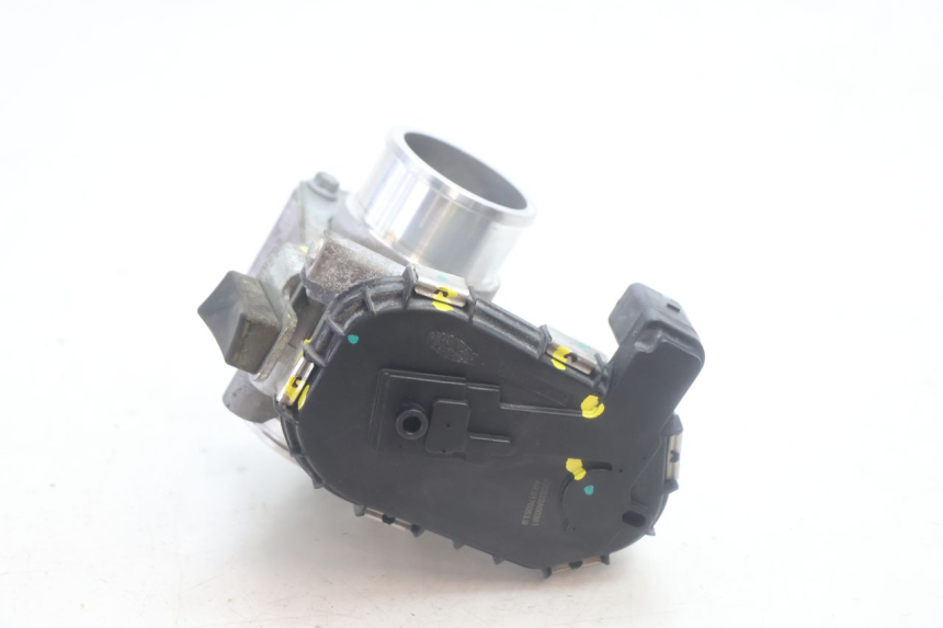 photo de INJEÇÃO PIAGGIO MP3 HPE 530 (2022 - 2026) - Pontos de fixação