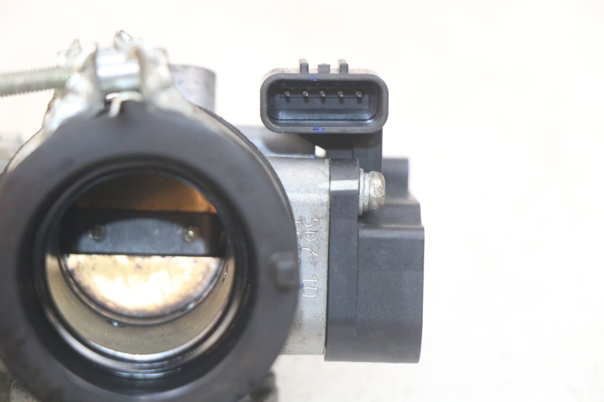photo de INJEÇÃO YAMAHA MT ABS 125 (2014 - 2018) - Zoom do estado de desgaste