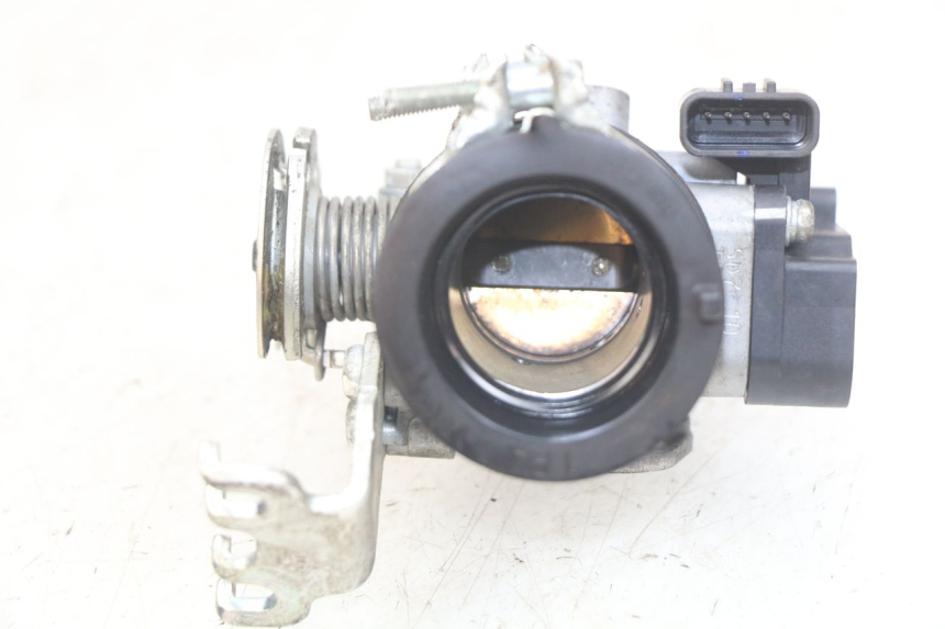 photo de INJEÇÃO YAMAHA MT ABS 125 (2014 - 2018) - Outro ângulo de visão