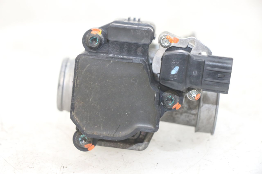 photo de INJEÇÃO HONDA PCX (JF28) 125 (2009 - 2011) - Pontos de fixação