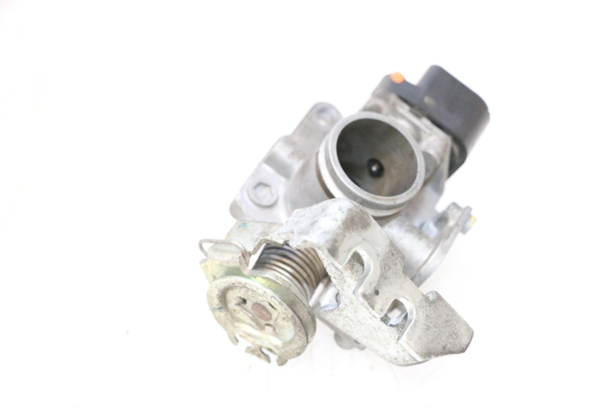 photo de INJEÇÃO HONDA PCX (JF57/JF64) 125 (2014 - 2018) - Outro ângulo de visão