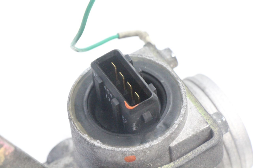 photo de INJEÇÃO PEUGEOT SATELIS 125 (2006 - 2009) - Pontos de fixação