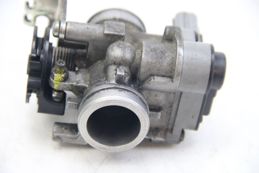 photo de INJEÇÃO SUZUKI SIXTEEN 125 (2008 - 2010) - Vista geral