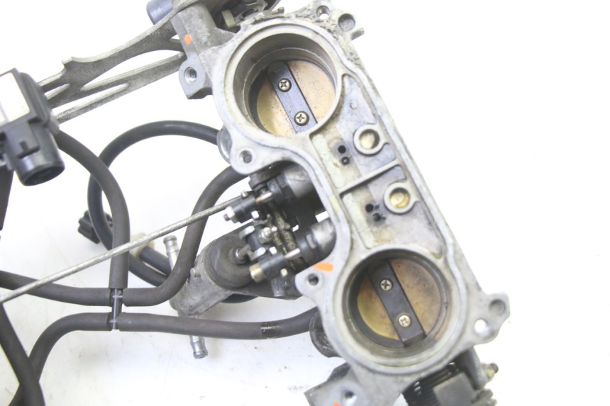 photo de INJEÇÃO HONDA ST PAN EUROPEAN 1300 (2002 - 2013) - Zoom do estado de desgaste