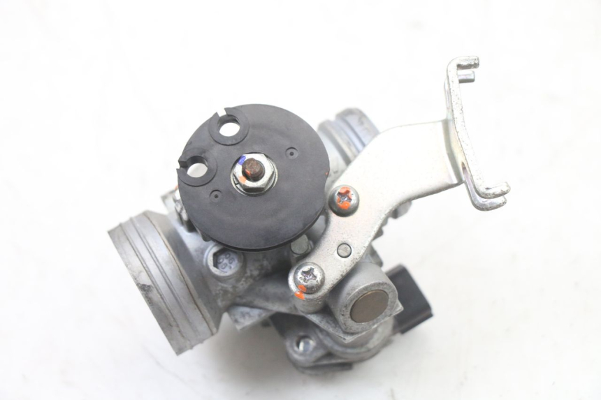 photo de INJEÇÃO SUZUKI BURGMAN 125 (2018 - 2021) - Pontos de fixação