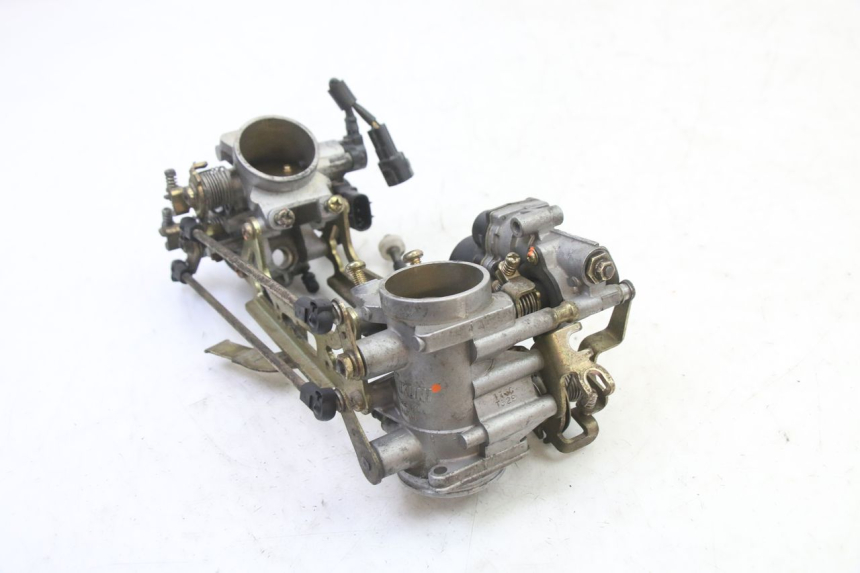 photo de INJEÇÃO SUZUKI SV S 650 (2003 - 2009) - Outro ângulo de visão
