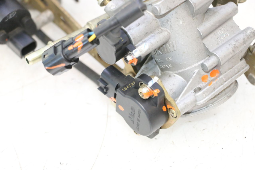 photo de INJEÇÃO SUZUKI SV S 650 (2003 - 2009) - Peça verificada
